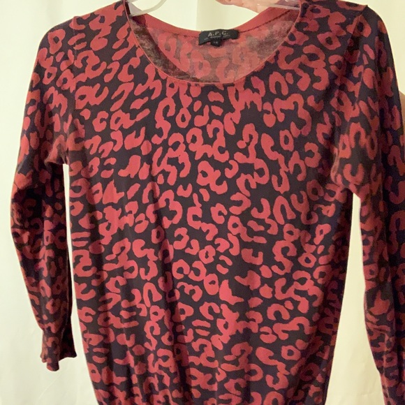 A.P.C. Leopard print thin sweater-cut knit top - Picture 2 of 3